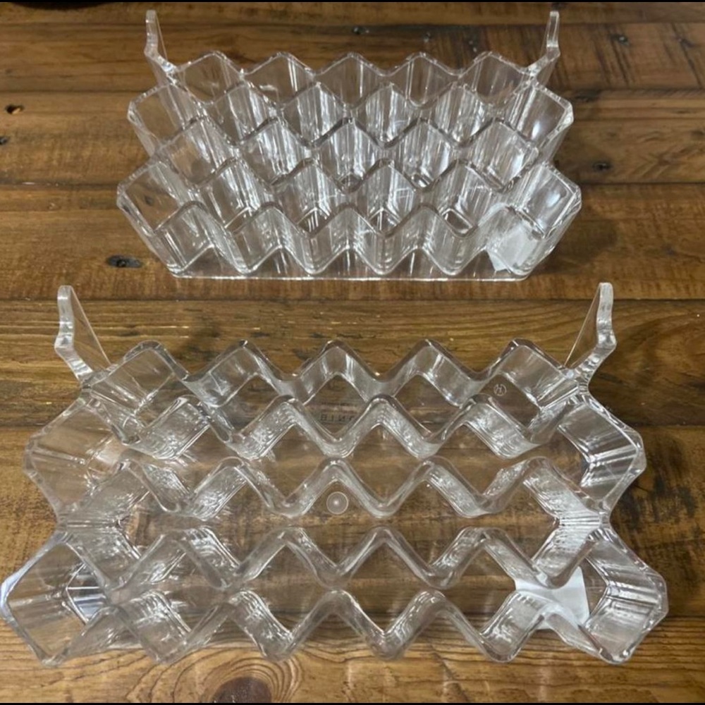 Lipstick organizer